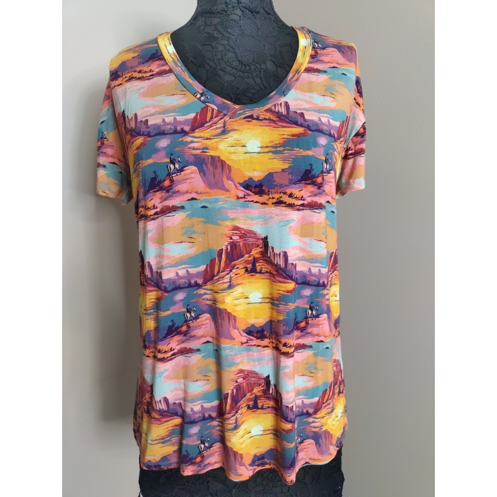 Bums And Roses Women Multicolor Western Horse V-Neck Shortsleeve Shirt Size L